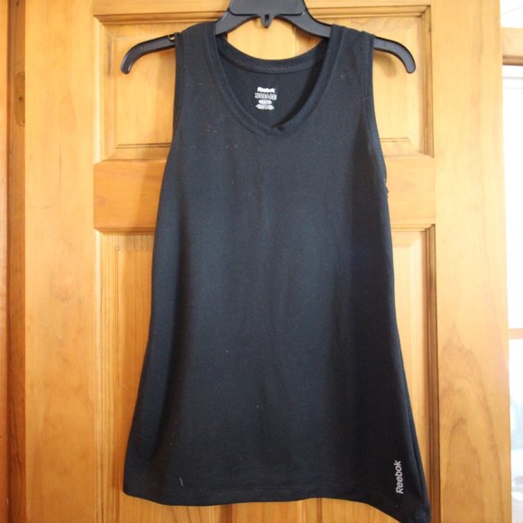 3/$25 ♻️ Reebok Play Dry Athletic Shirt - Picture 1 of 2